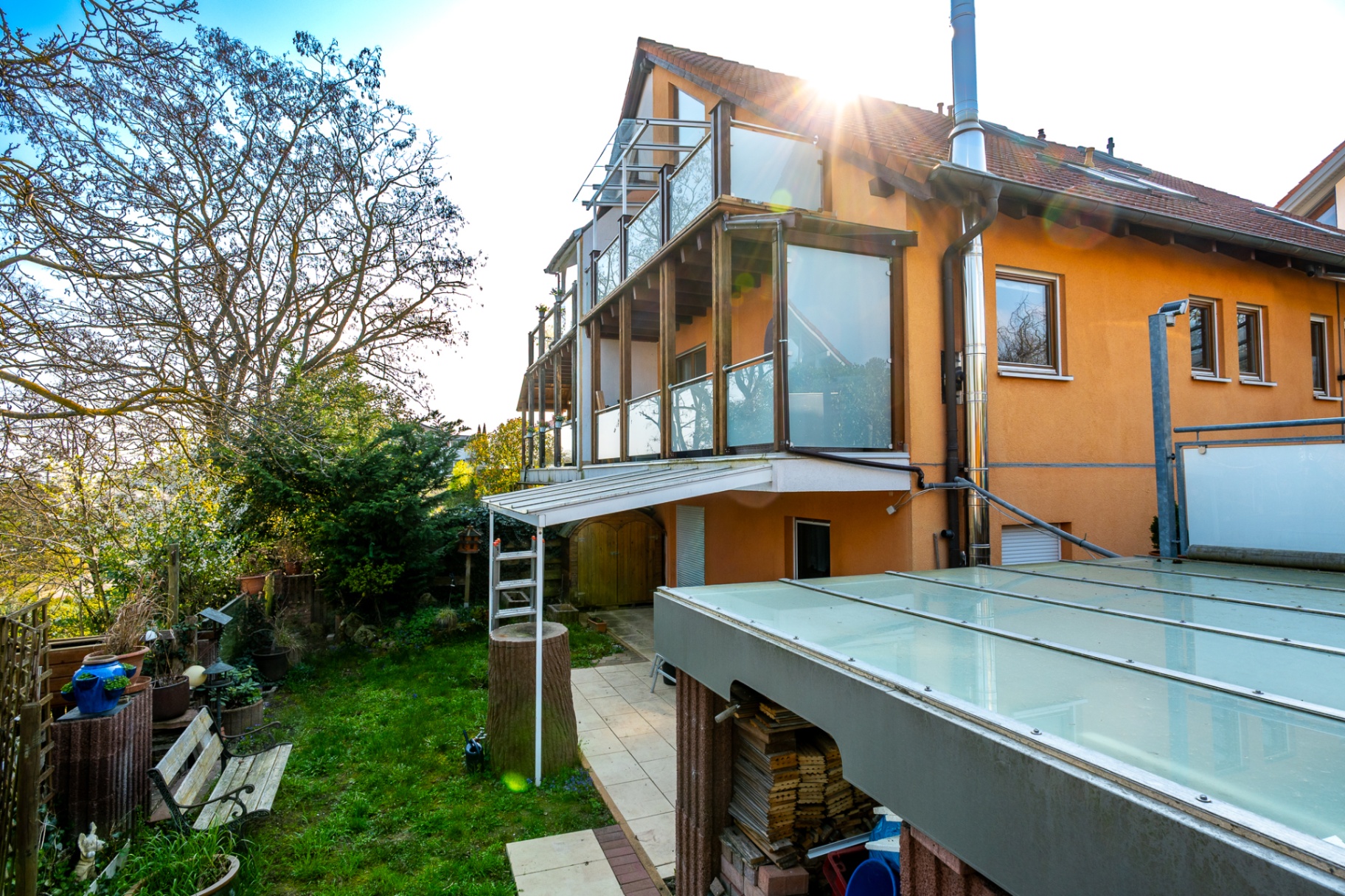 Zweifamilienhaus in gutem Zustand von 1994